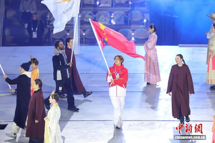 米兰-科尔蒂纳冬奥会闭幕式在维罗纳古罗马圆形