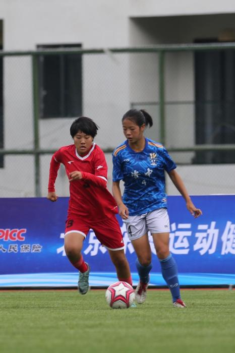 资中县青少年队勇夺U15女足邀请赛冠军