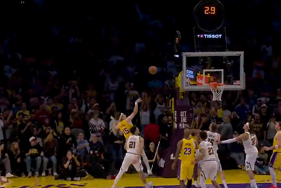 里夫斯罚球磕篮筐抢板抛投追平比分掘金进加时